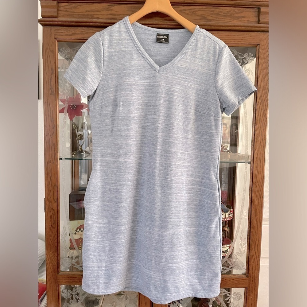 32 Degrees Cool Mini Dress V Neck Short Sleeve Size M